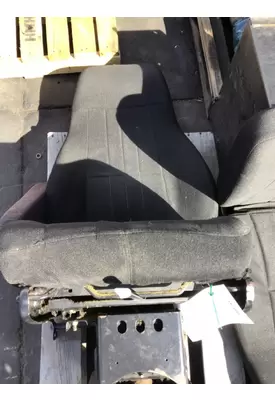 VOLVO VNM SEAT, FRONT