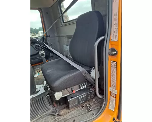 VOLVO VNM SEAT, FRONT