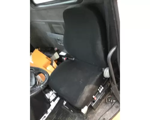 VOLVO VNM SEAT, FRONT