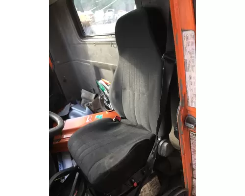 VOLVO VNM SEAT, FRONT