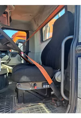 VOLVO VNM SEAT, FRONT