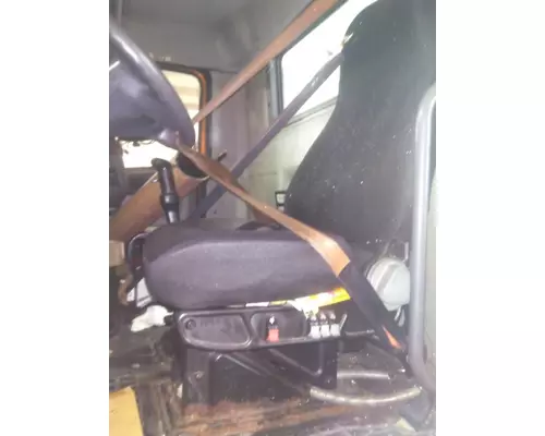 VOLVO VNM SEAT, FRONT