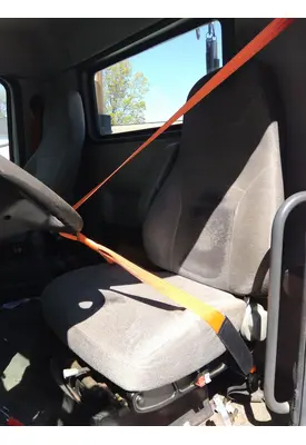 VOLVO VNM SEAT, FRONT