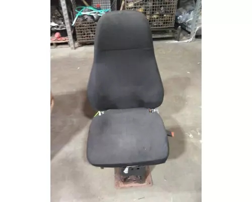 VOLVO VNM SEAT, FRONT