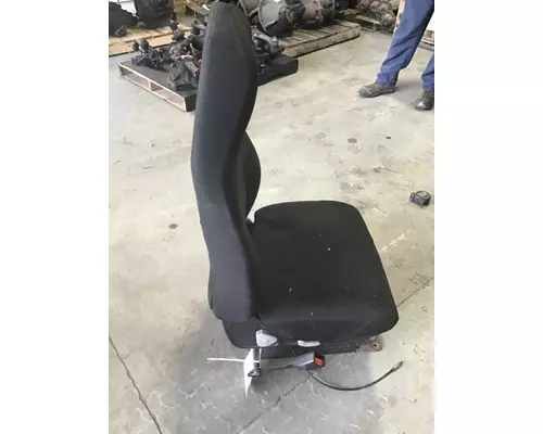 VOLVO VNM SEAT, FRONT