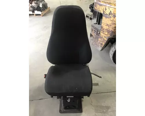 VOLVO VNM SEAT, FRONT