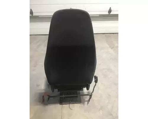 VOLVO VNM SEAT, FRONT