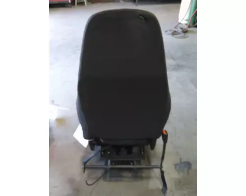 VOLVO VNM SEAT, FRONT