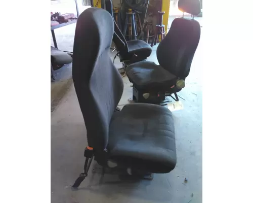 VOLVO VNM SEAT, FRONT