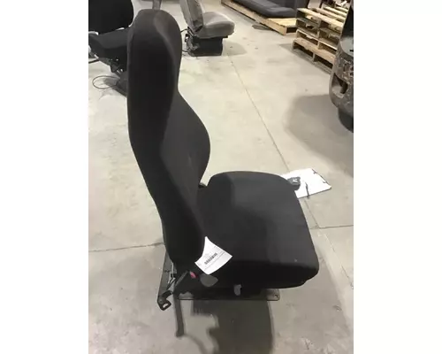 VOLVO VNM SEAT, FRONT