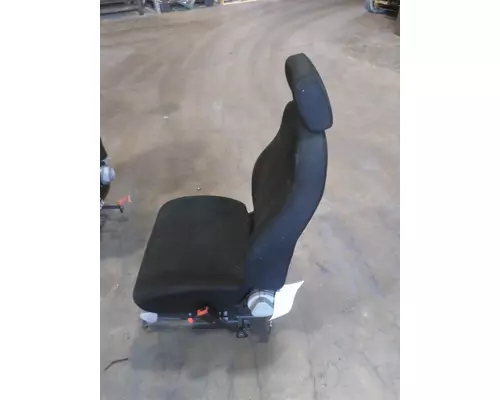 VOLVO VNM SEAT, FRONT