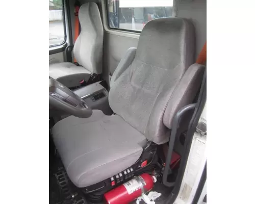 VOLVO VNM SEAT, FRONT