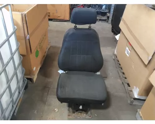 VOLVO VNM SEAT, FRONT