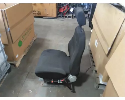 VOLVO VNM SEAT, FRONT