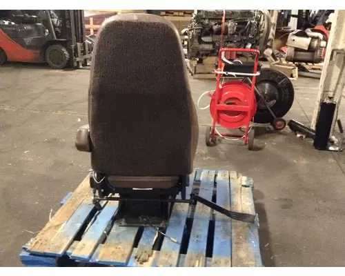 VOLVO VNM SEAT, FRONT