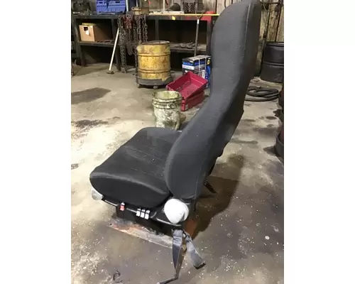 VOLVO VNM SEAT, FRONT