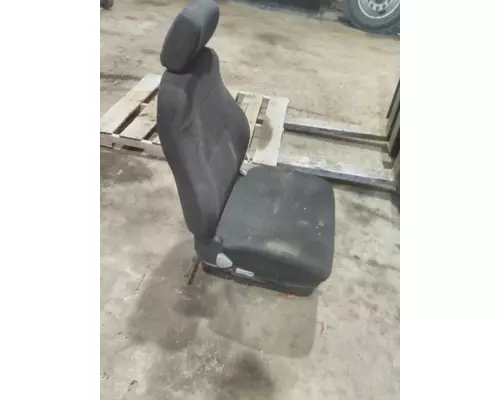 VOLVO VNM SEAT, FRONT