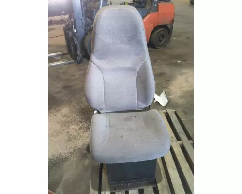 VOLVO VNM SEAT, FRONT