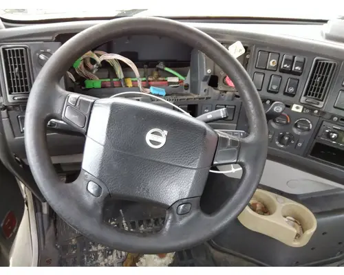 VOLVO VNM STEERING COLUMN
