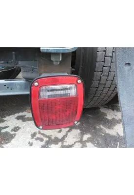VOLVO VNM STOP TURN TAIL LAMP