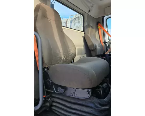 VOLVO VNM Seat, Front