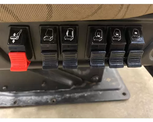 VOLVO VNM Seat, Front