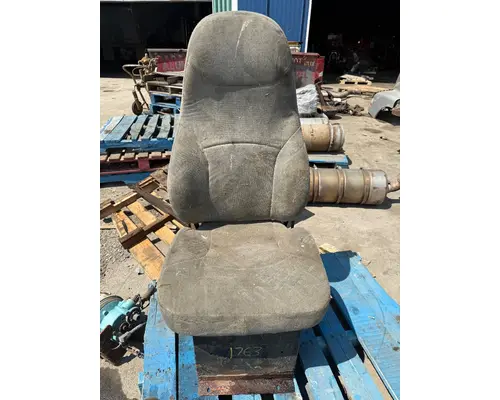 VOLVO VNM Seat, Front