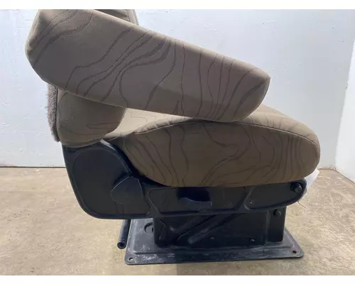 VOLVO VNM Seat