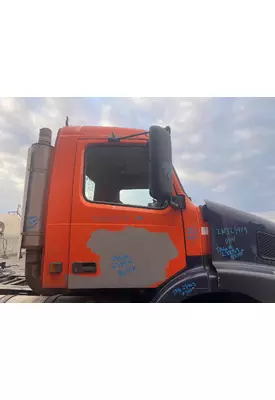 VOLVO VNM Side View Mirror