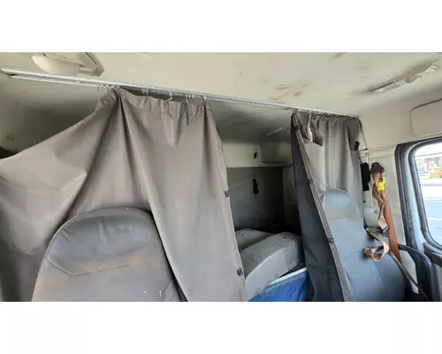 VOLVO VNM Sleeper Curtain