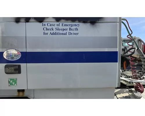 VOLVO VNM Sleeper Door