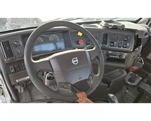 VOLVO VNM Steering Column