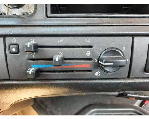 VOLVO VNM TEMPERATURE CONTROL