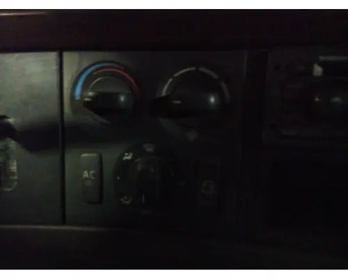 VOLVO VNM TEMPERATURE CONTROL