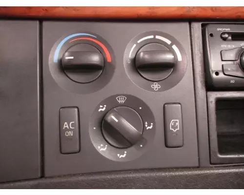 VOLVO VNM TEMPERATURE CONTROL