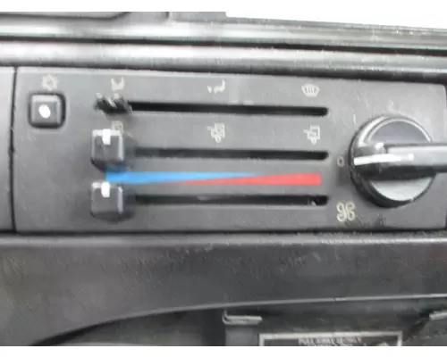 VOLVO VNM TEMPERATURE CONTROL