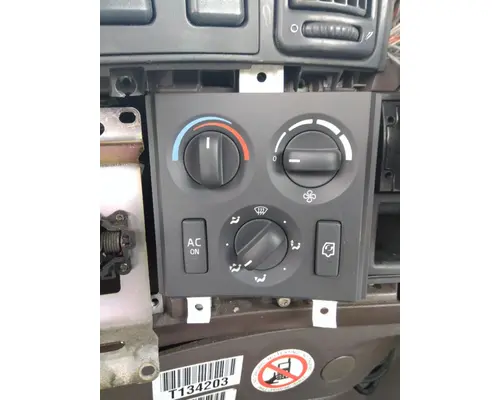 VOLVO VNM TEMPERATURE CONTROL