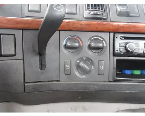 VOLVO VNM TEMPERATURE CONTROL