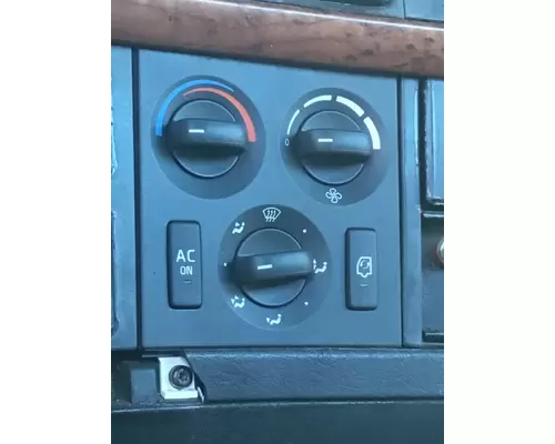 VOLVO VNM TEMPERATURE CONTROL