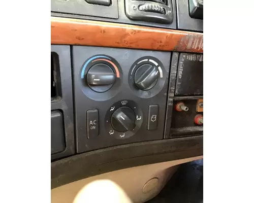 VOLVO VNM TEMPERATURE CONTROL