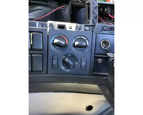 VOLVO VNM TEMPERATURE CONTROL