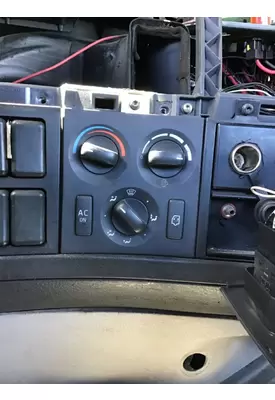 VOLVO VNM TEMPERATURE CONTROL