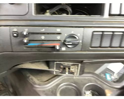 VOLVO VNM TEMPERATURE CONTROL