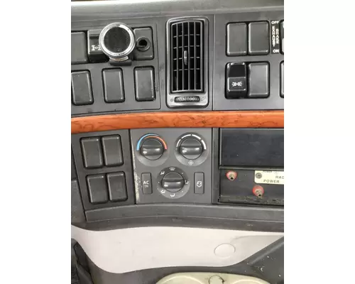 VOLVO VNM TEMPERATURE CONTROL