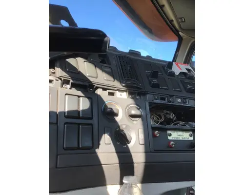 VOLVO VNM TEMPERATURE CONTROL