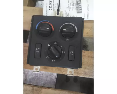 VOLVO VNM TEMPERATURE CONTROL