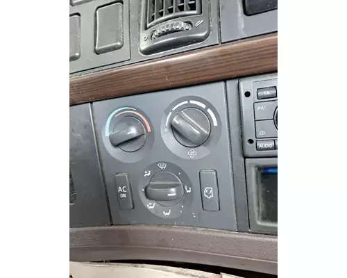 VOLVO VNM TEMPERATURE CONTROL