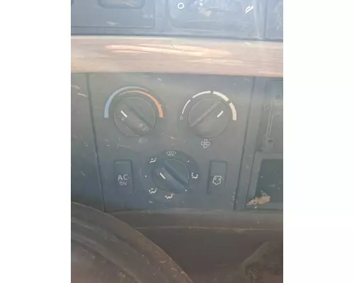 VOLVO VNM TEMPERATURE CONTROL