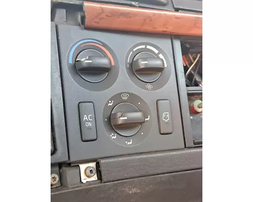 VOLVO VNM TEMPERATURE CONTROL