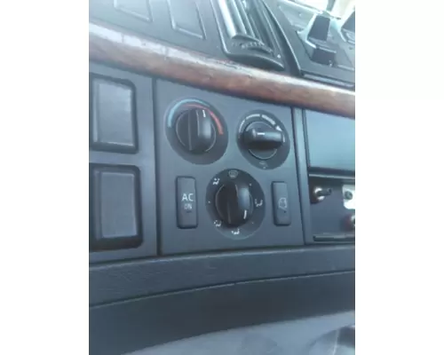 VOLVO VNM TEMPERATURE CONTROL